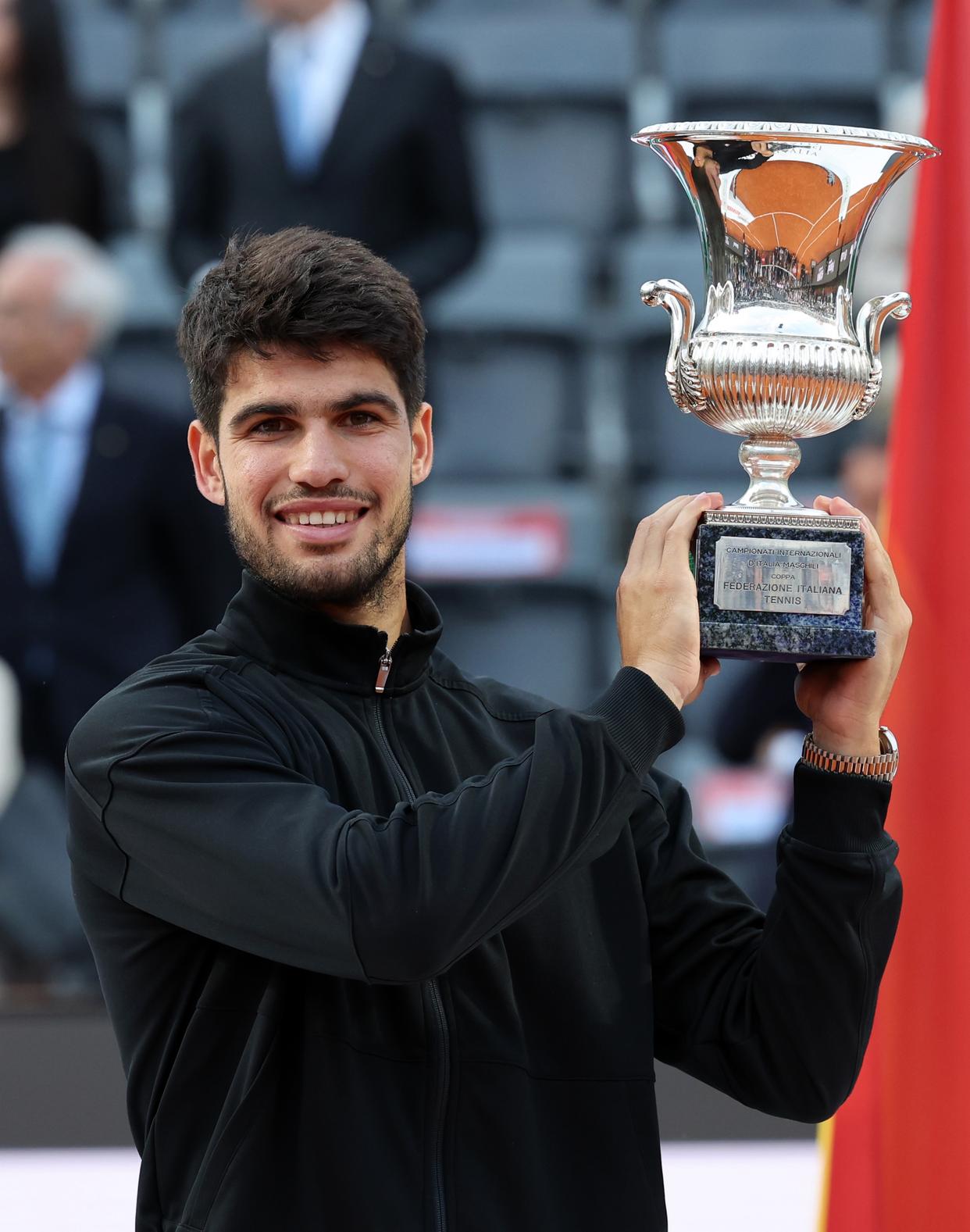 ATP总决赛鏖战美网,阿尔卡拉斯点燃赛场的简单介绍 ATP总决赛鏖战美网,阿尔卡拉斯点燃赛场的简单介绍