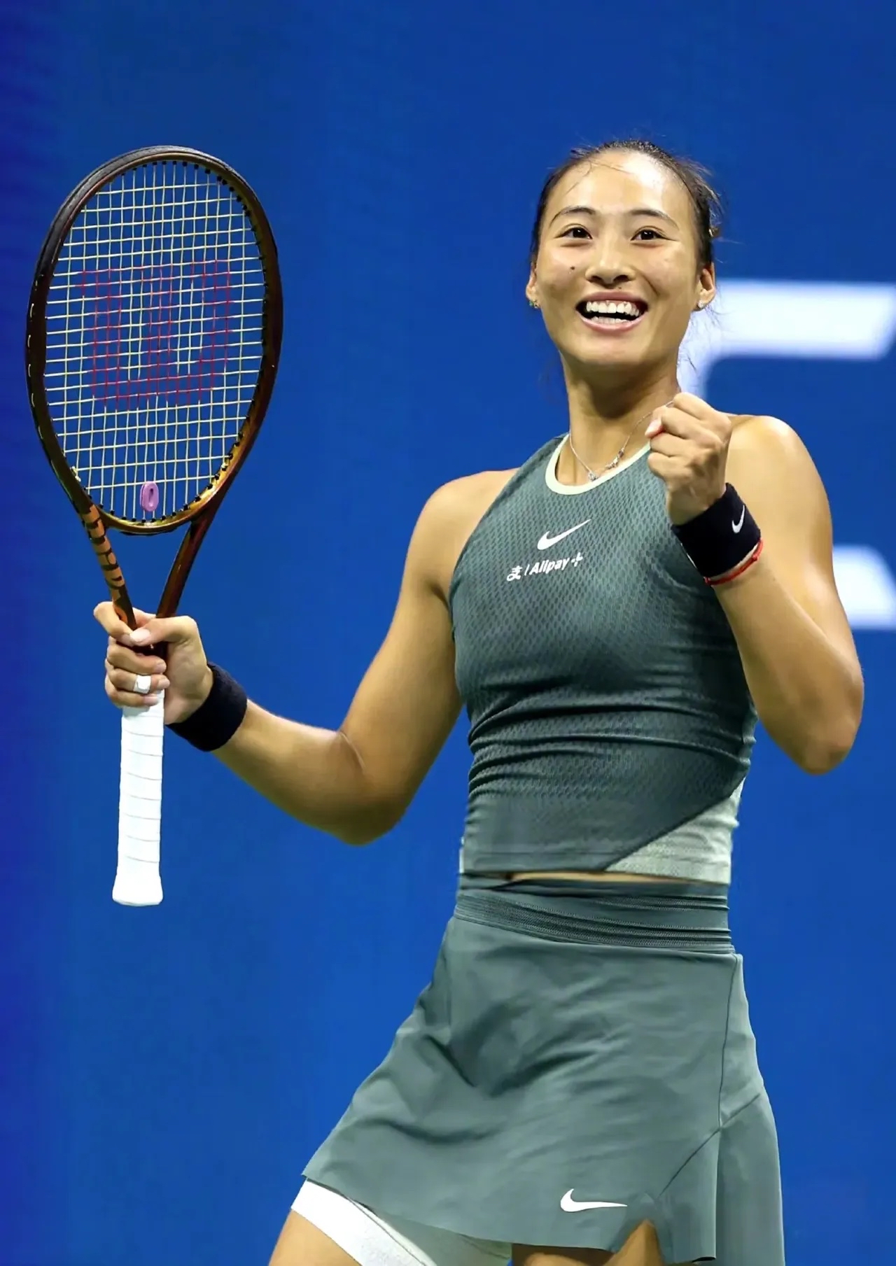 网球赛季收官,冠军榜单揭晓 网球赛季收官,冠军榜单揭晓