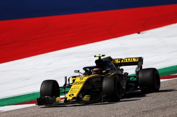 雷诺车队逆转阿斯顿马丁，塞恩斯统治全场