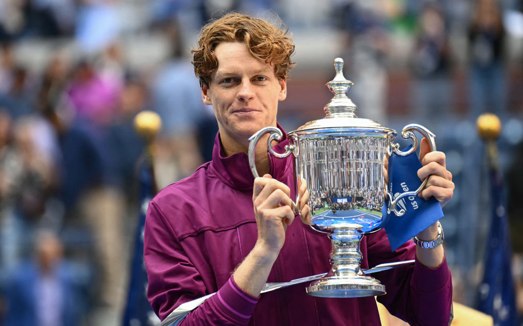 年终总决赛力克拉沃尔杯，辛纳点燃赛场