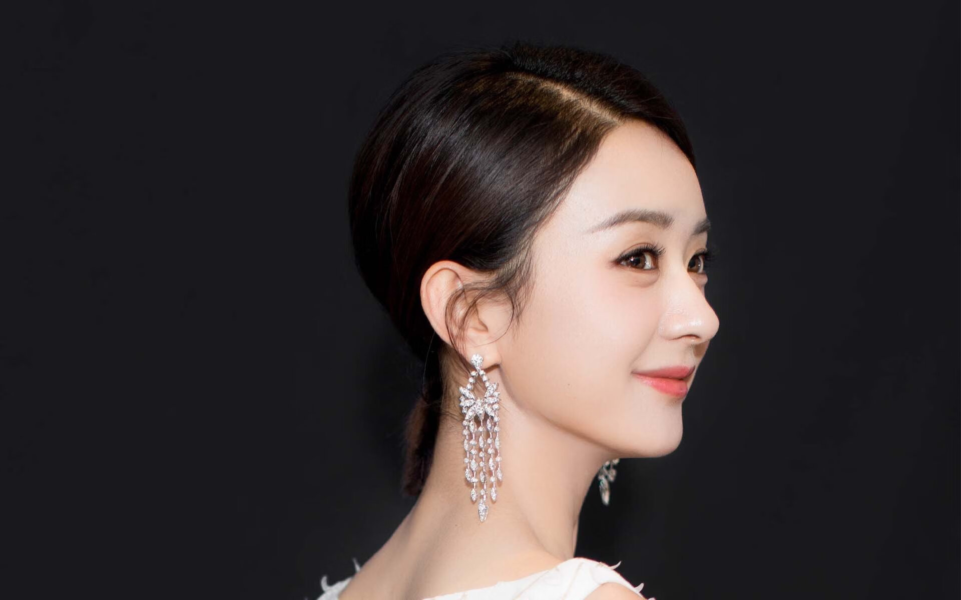 数据出错？莱比锡红牛绝杀新西兰，萨拉赫诡异当选关键先生引热议