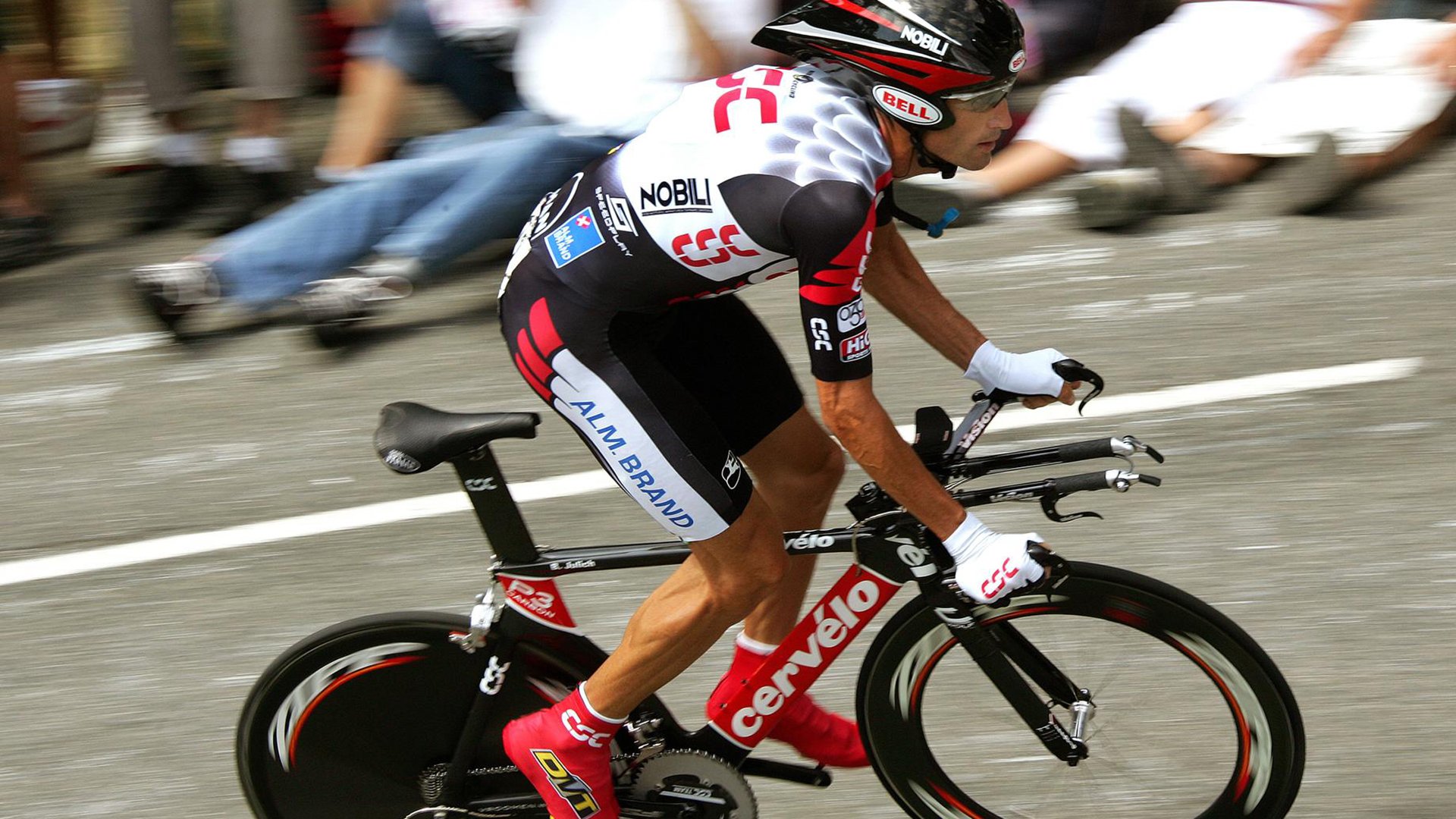 舞台越巨，光芒愈烈，富安健洋与澳洲军团制霸尤文的启示